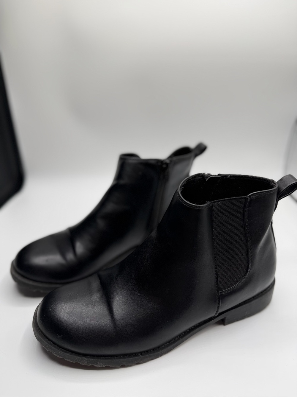 Sonoma Black Women's Ankle Chelsea Booties